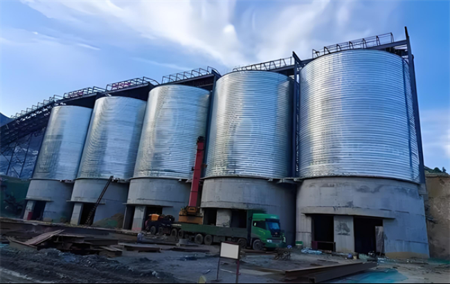 白山螺旋卷板仓施工现场